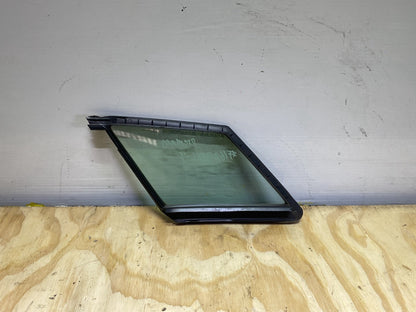 2010 Mazda Premacy CREW - Left Front Quarter Door Glass