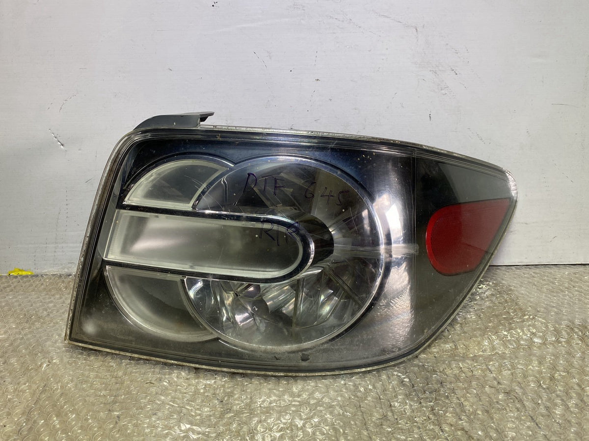 2007 Mazda CX-7- Right Taillight PN: E22151180B