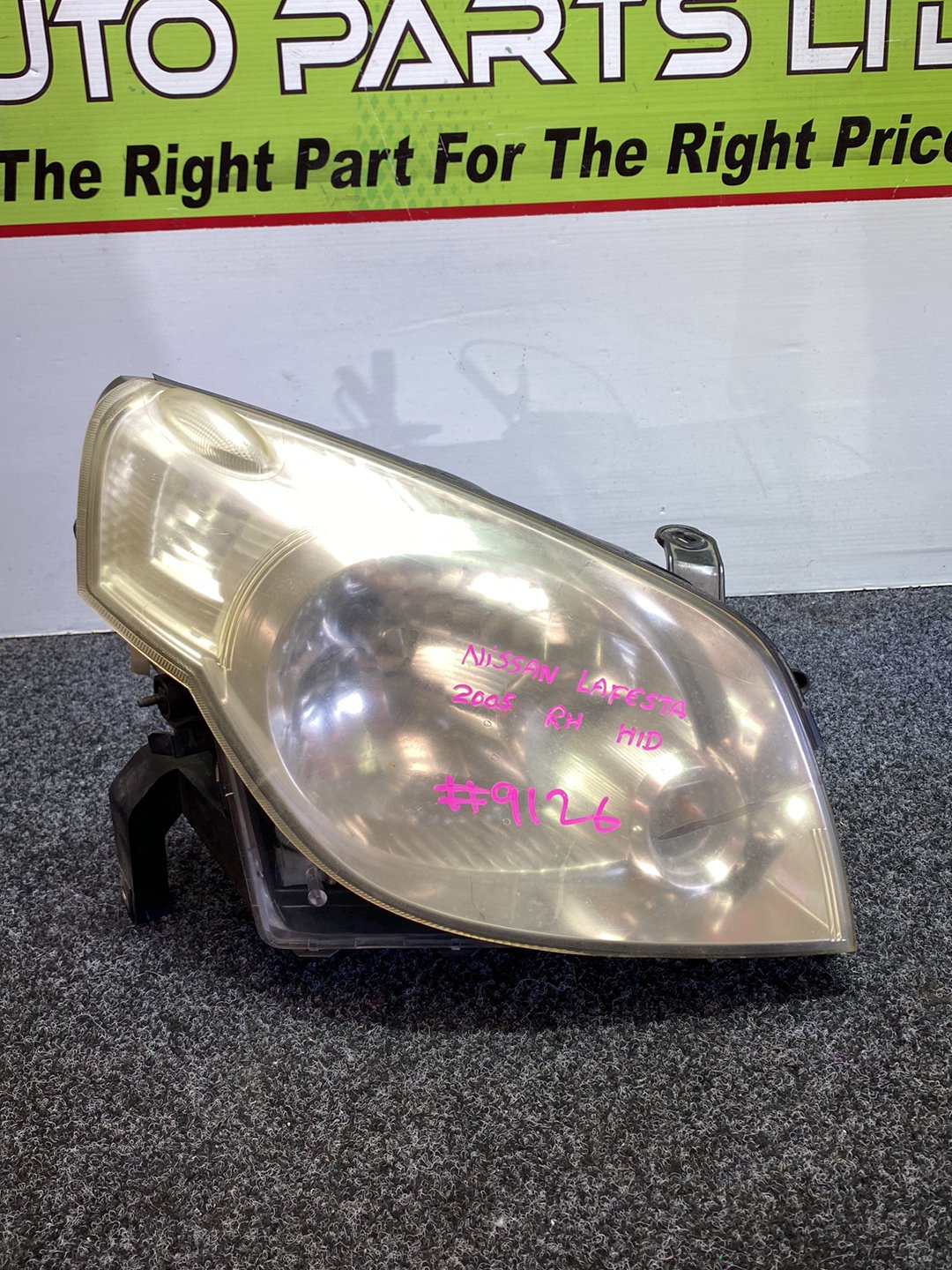 2005 Nissan Lafesta - Right Headlight PN: hchr-253