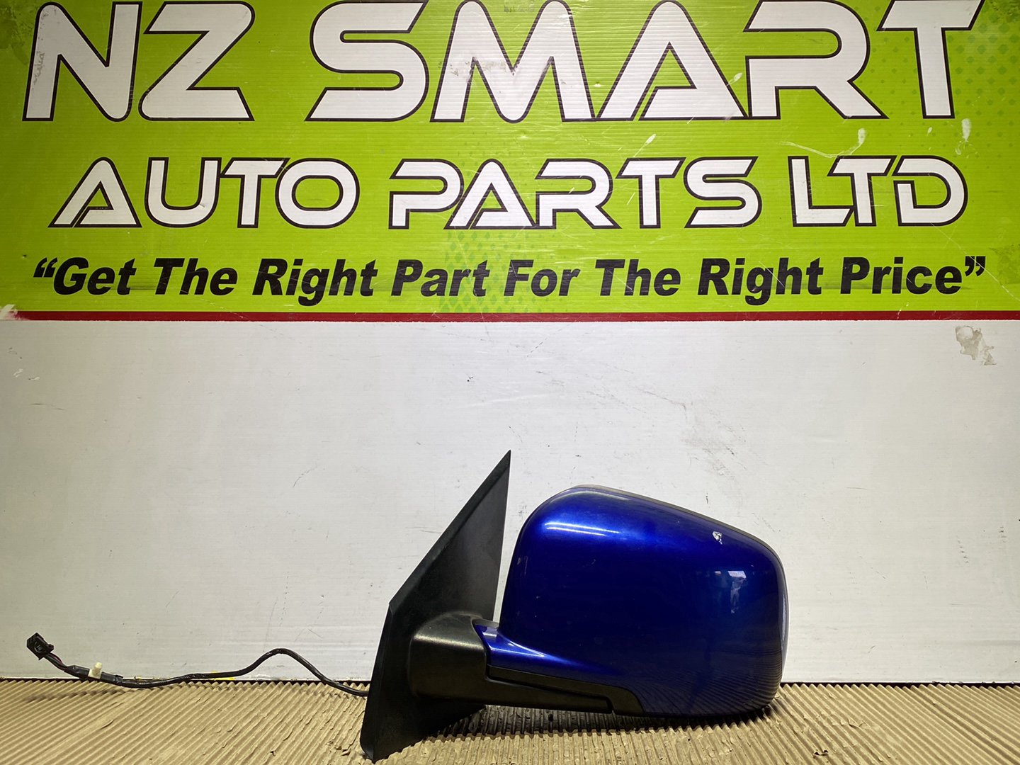 2009 Dodge Journey- Left Door Mirror PN: 7 wires
