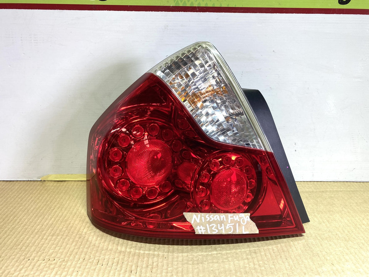 2007 Nissan Fuga - Left Taillight PN: Koito 220-63786