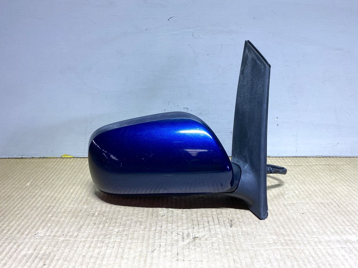 2005 Used Toyota Wish ANE11 - Right Door Mirror PN: 7 wires