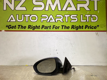 2009 Mazda Axela- Left Door Mirror PN: 7 wires