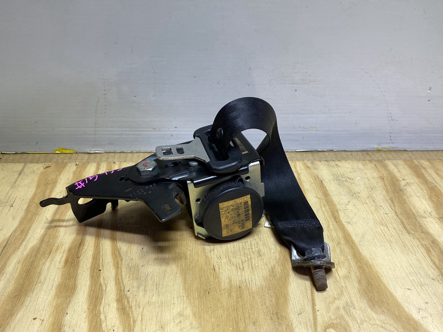 2005 Mazda Axela BK5P - Left Front Seat Belt