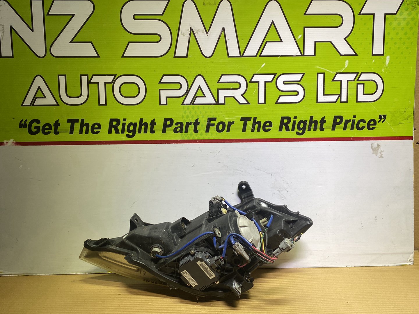 2007 Nissan Murano- Right Headlight PN: