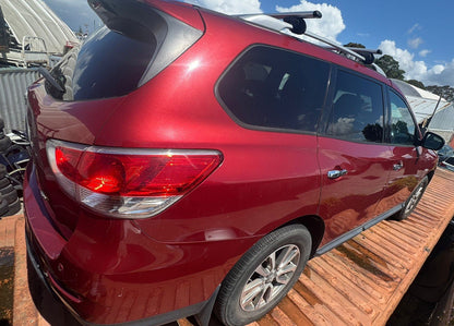 2014 Nissan Pathfinder ST Dismantling For Parts