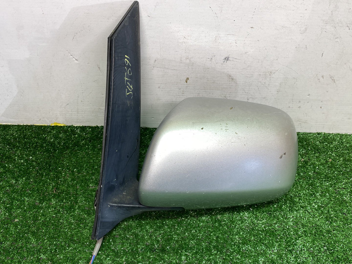 2001 to 2007 - Toyota Noah/Voxy AZR6 - Left Door Mirror - 5 Wire, Head 012209