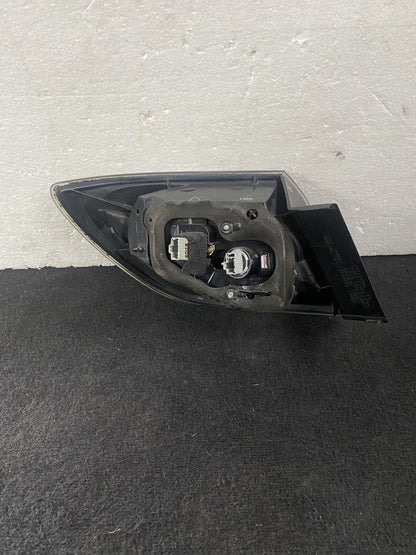 2007 Mazda Mazda3 - Right Taillight PN: P4505
