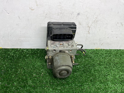 2005 Used Toyota Ist NCP60 - ABS Pump PN: See photos