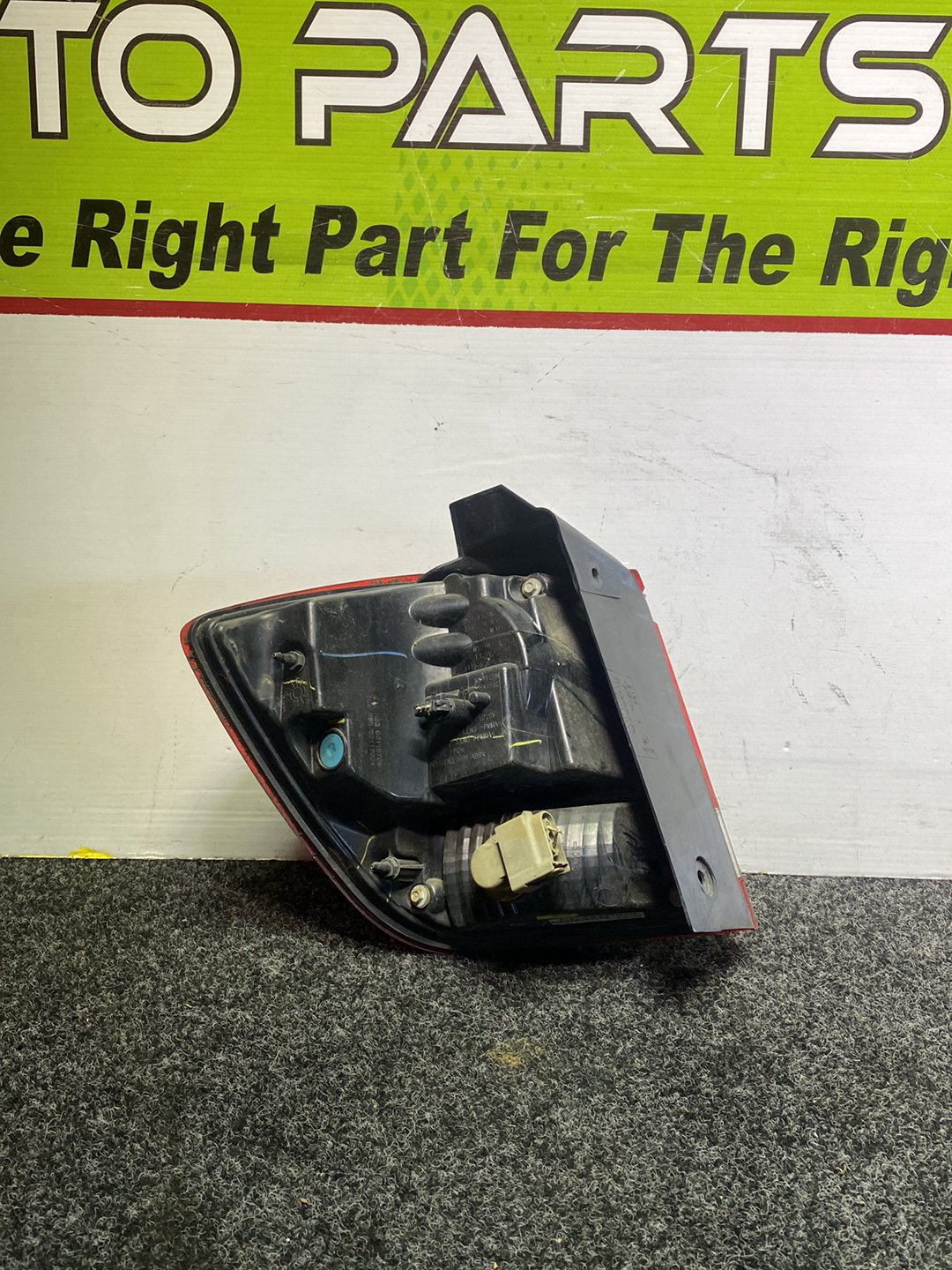 2010 Dodge Journey - Right Taillight