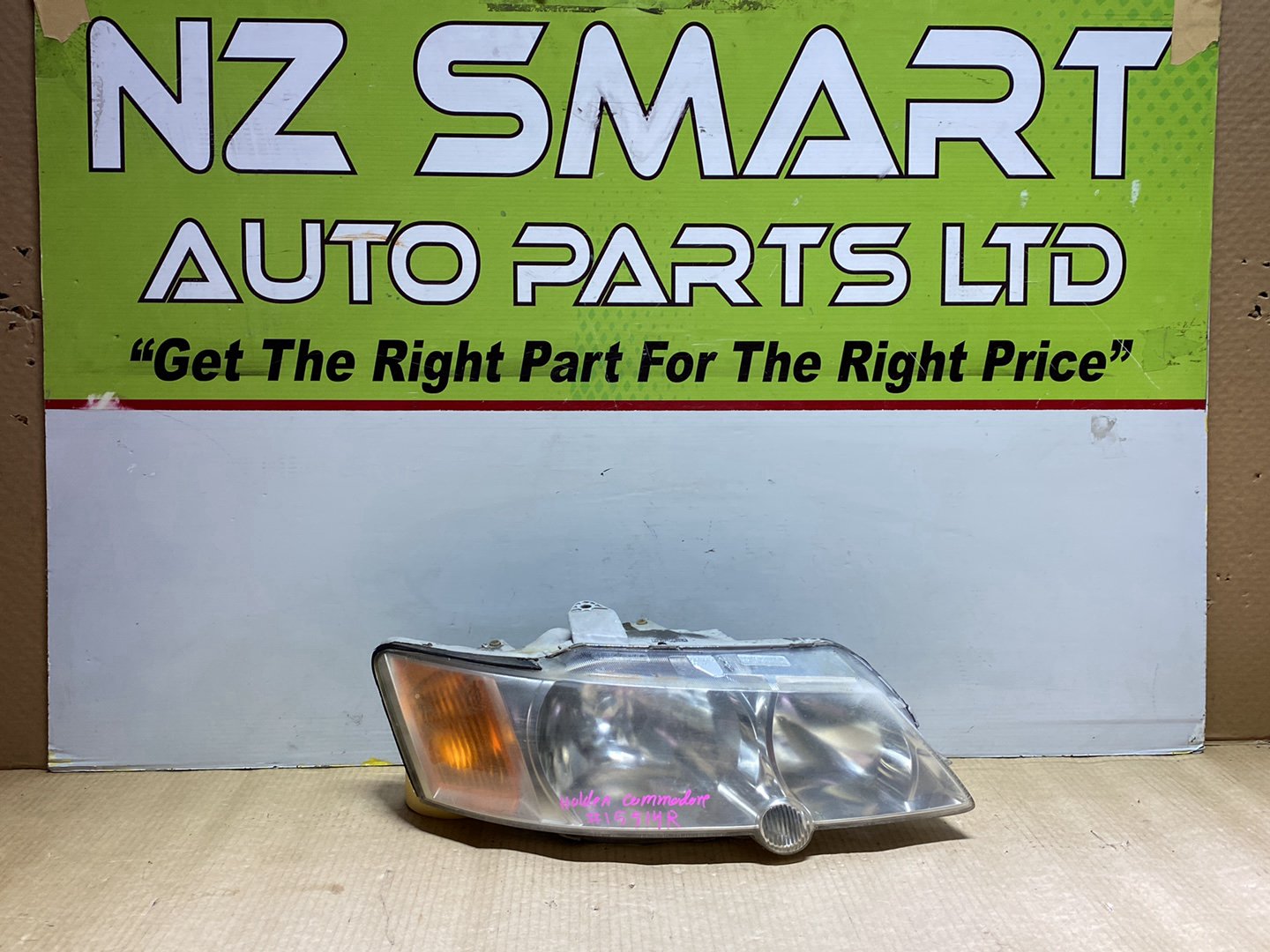 2004 Holden Commodore VY - Right Headlight
