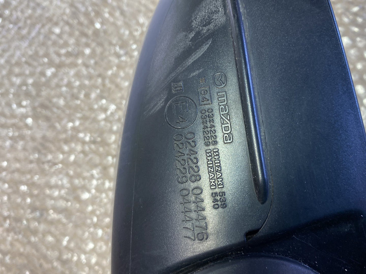 2016 Mazda Axela- Left Door Mirror/ PN: 6 wires