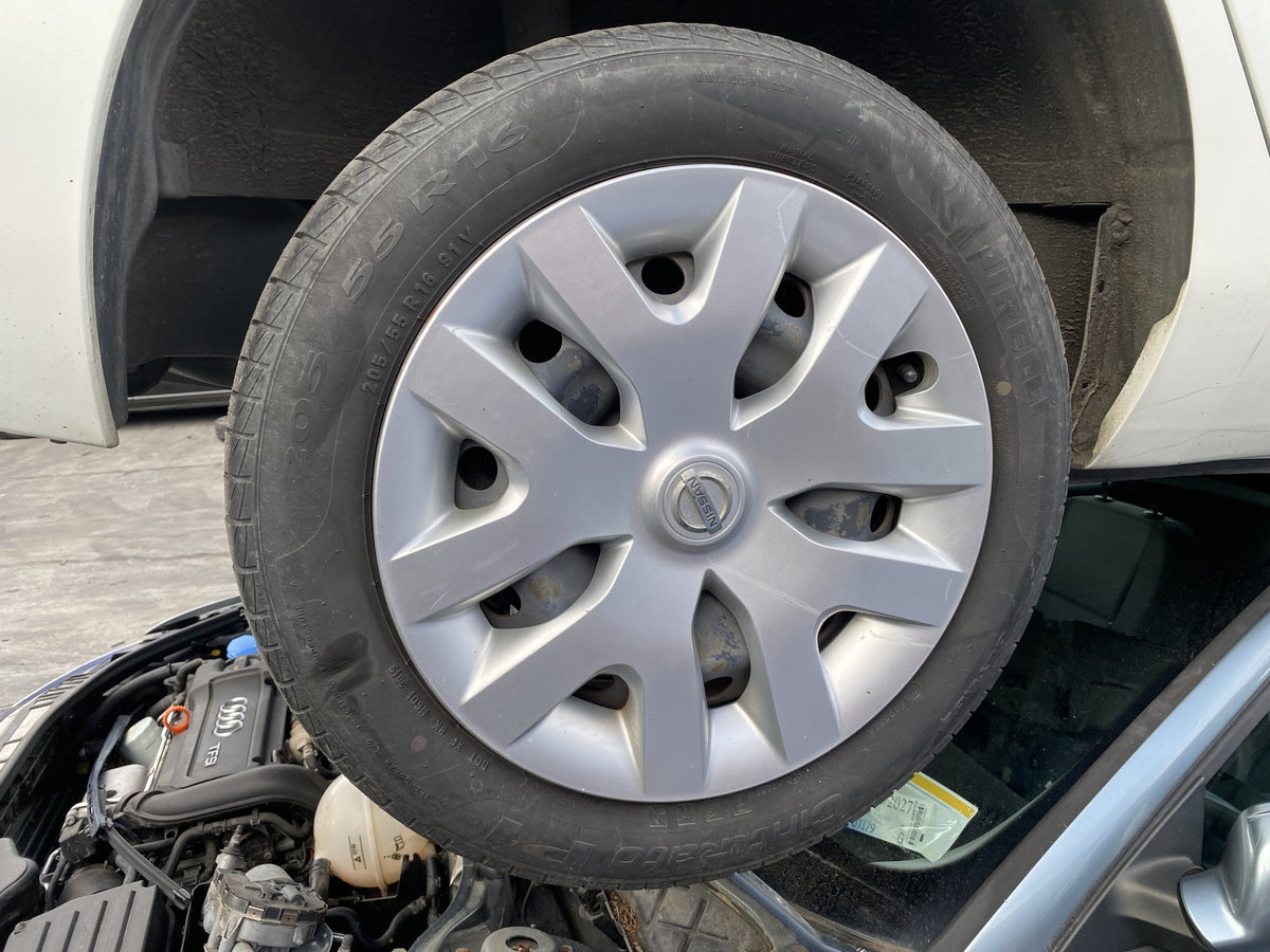 2016 Nissan Leaf S AZE0 Dismantling For Parts