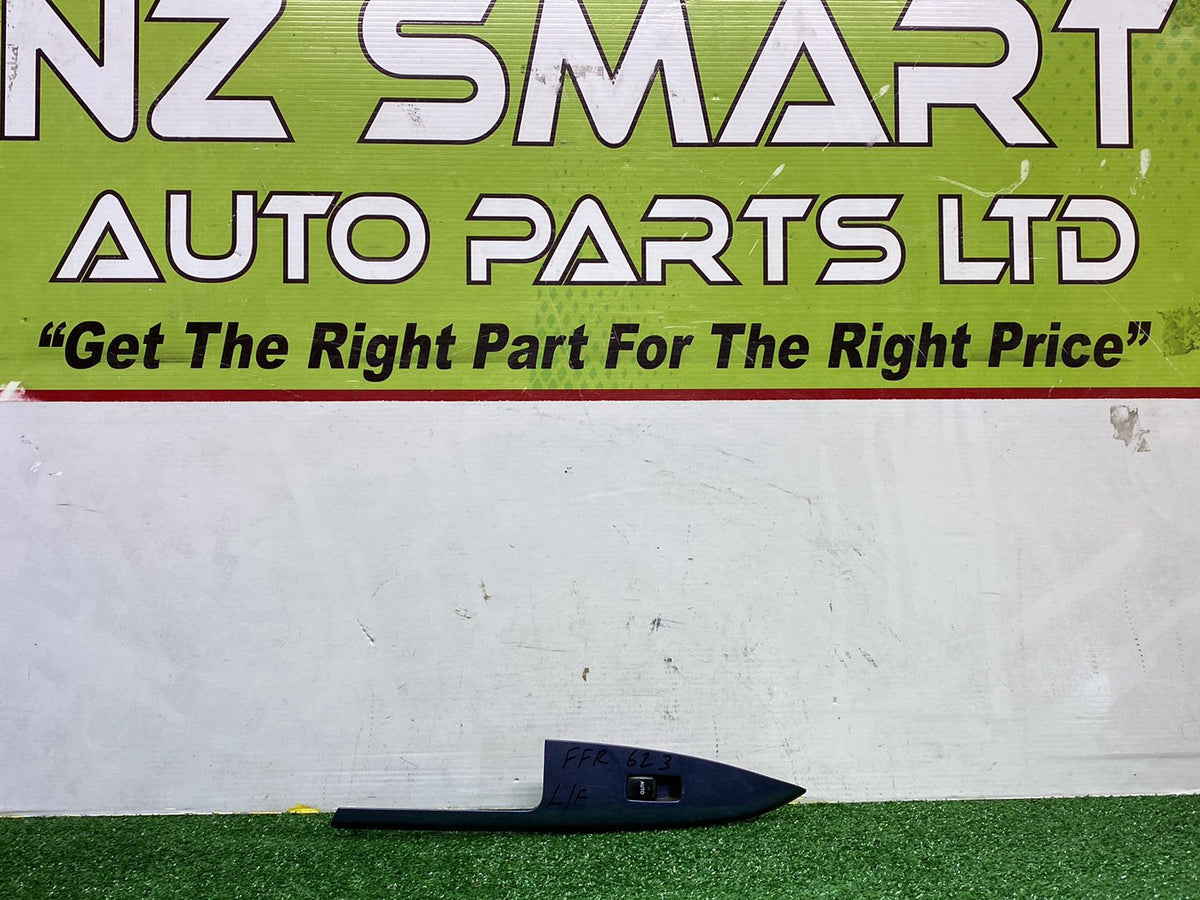 2002 Used Toyota Caldina - Left Rear Window Switch PN: 7427221020