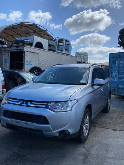 2013, Mitsubishi, Outlander, LS Dismantling For Parts