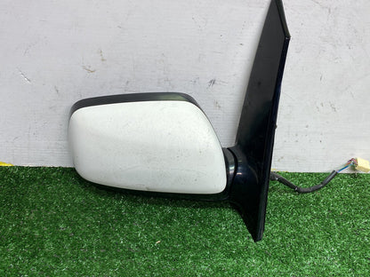 2005 Toyota Ipsum - Right Door Mirror PN: 5 wires