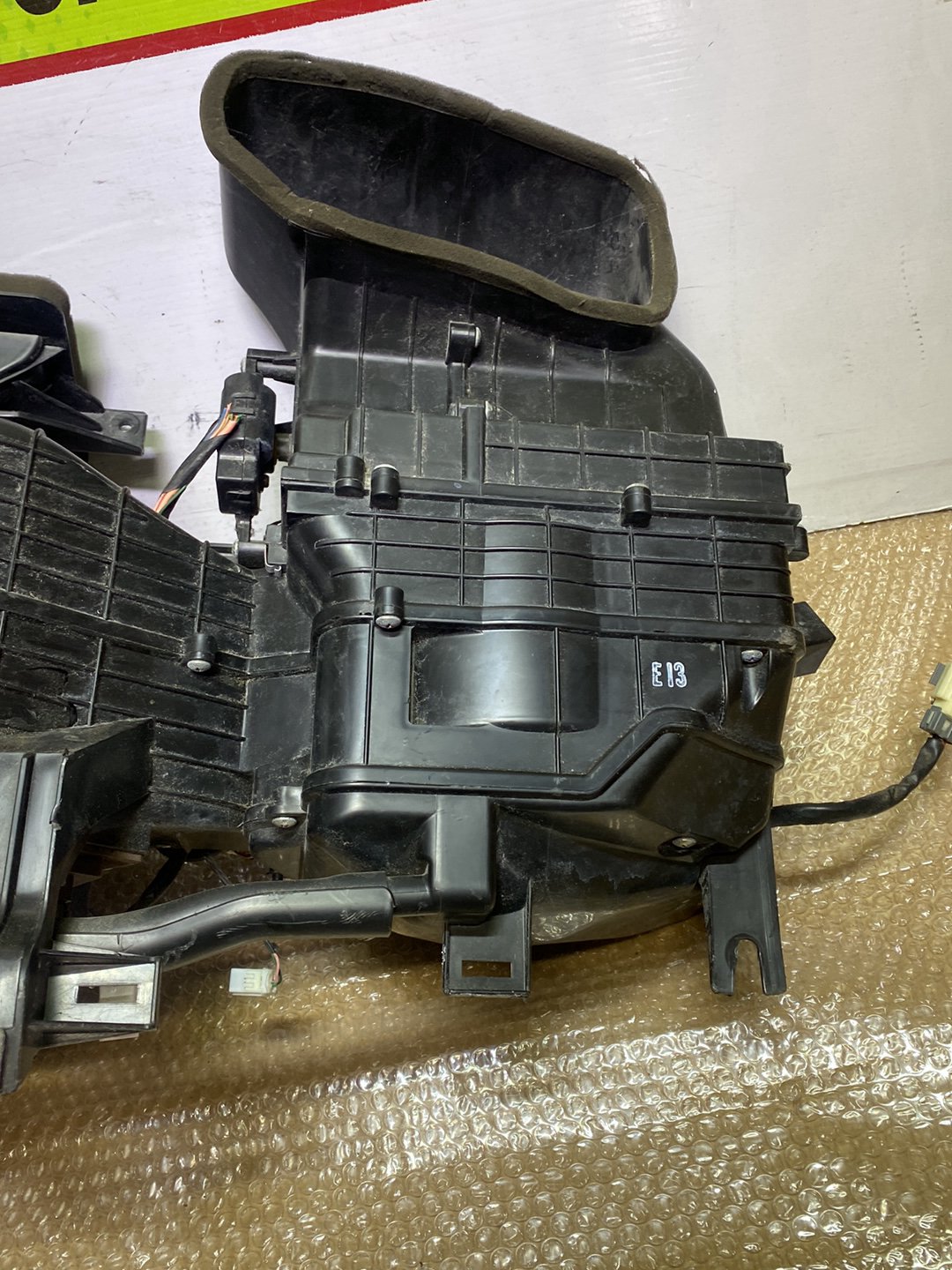 2009 Hyundai i30- Heater Core/Box PN: see photos