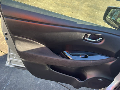 2016 Nissan Leaf  Dismantling For Parts