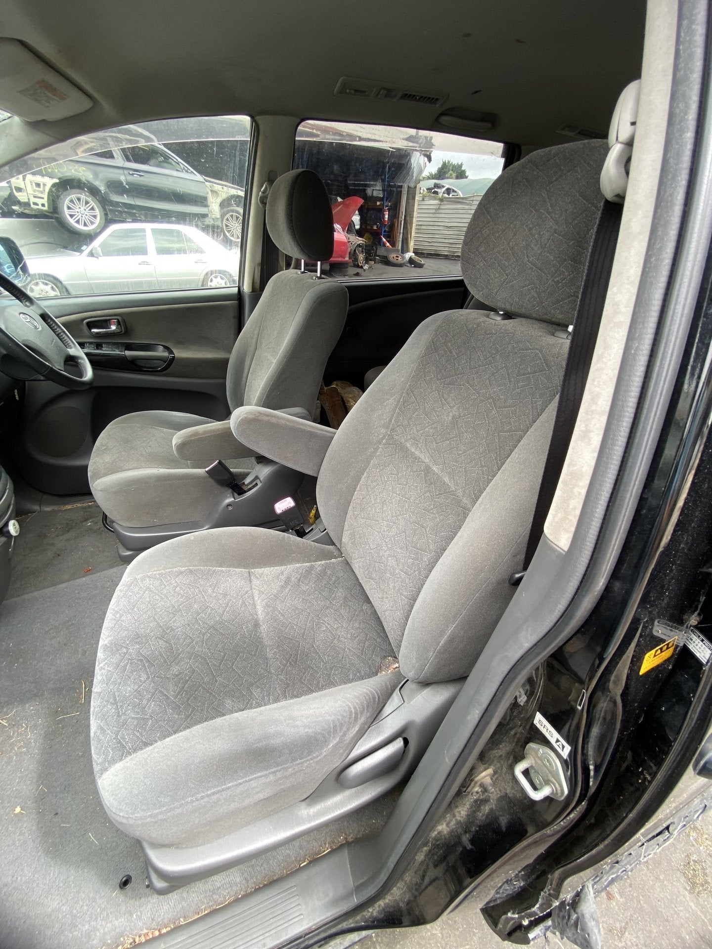 2004 Toyota Estima Aeras ACR30 Dismantling For Parts