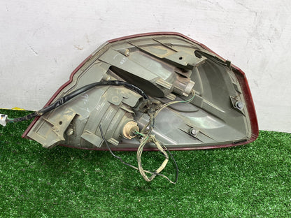 2006 Subaru Legacy - Left Taillight PN: 220-20952