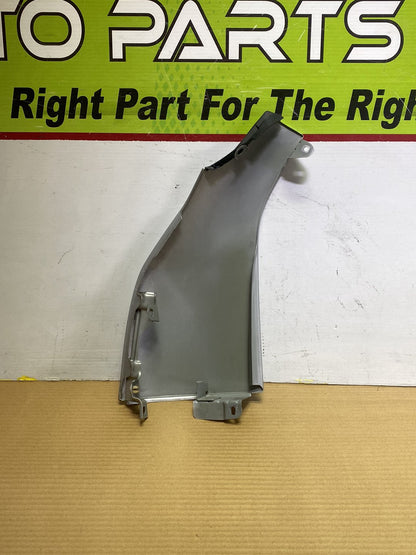2010 Toyota Hiace- Right Front Guard PN: