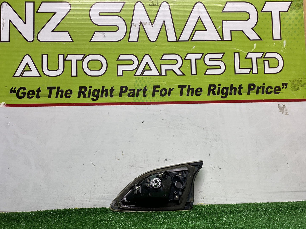 2010 Mazda Axela - Left Taillight PN: STANLEY P8241