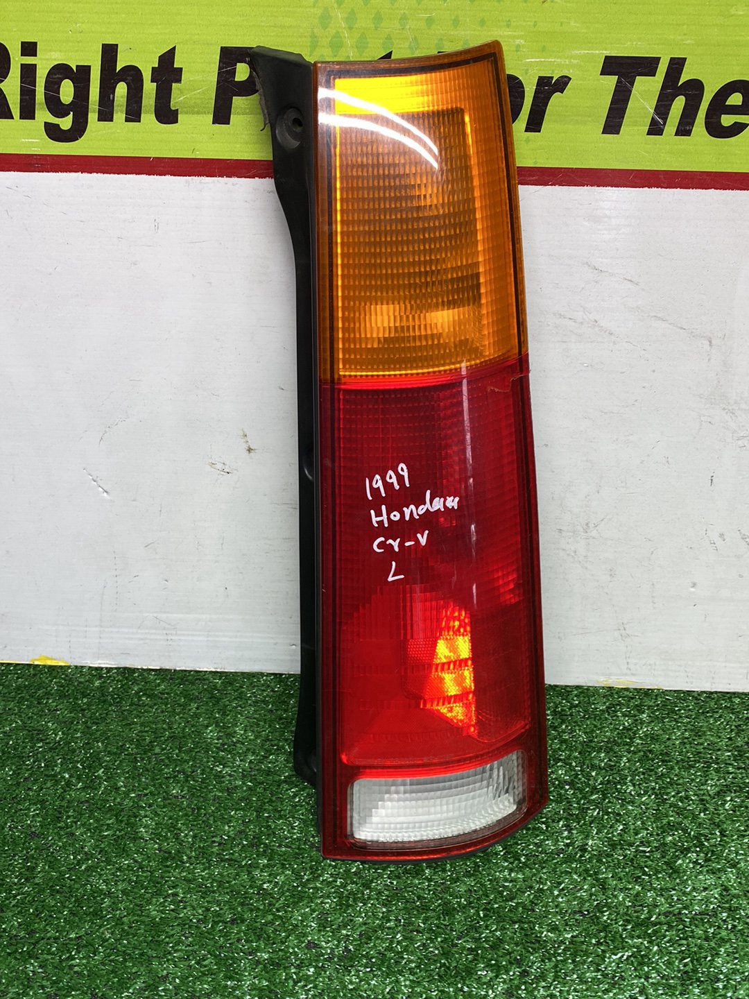 1999 Honda CR-V - Left Taillight PN: 043-2200