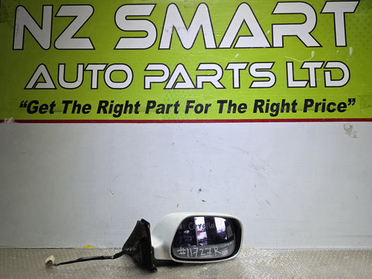 2004 Used Toyota Corolla- Right Door Mirror PN: 5 wires