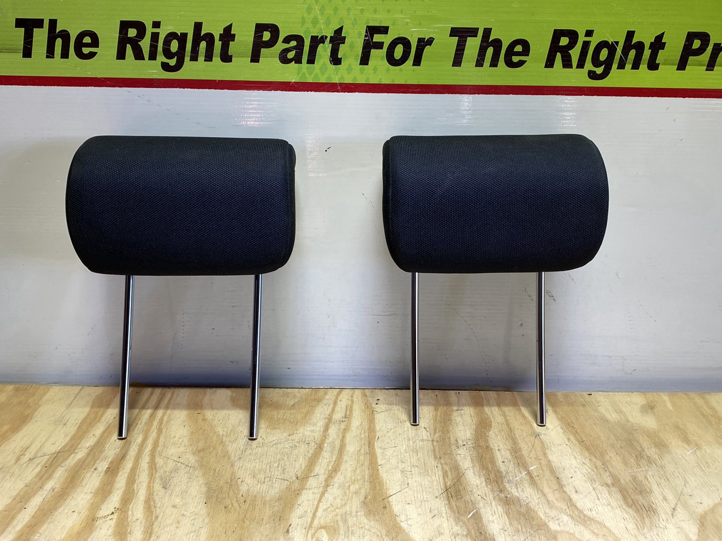 2010 Honda Fit GE6 - Rear Headrest PN: left and right headrest