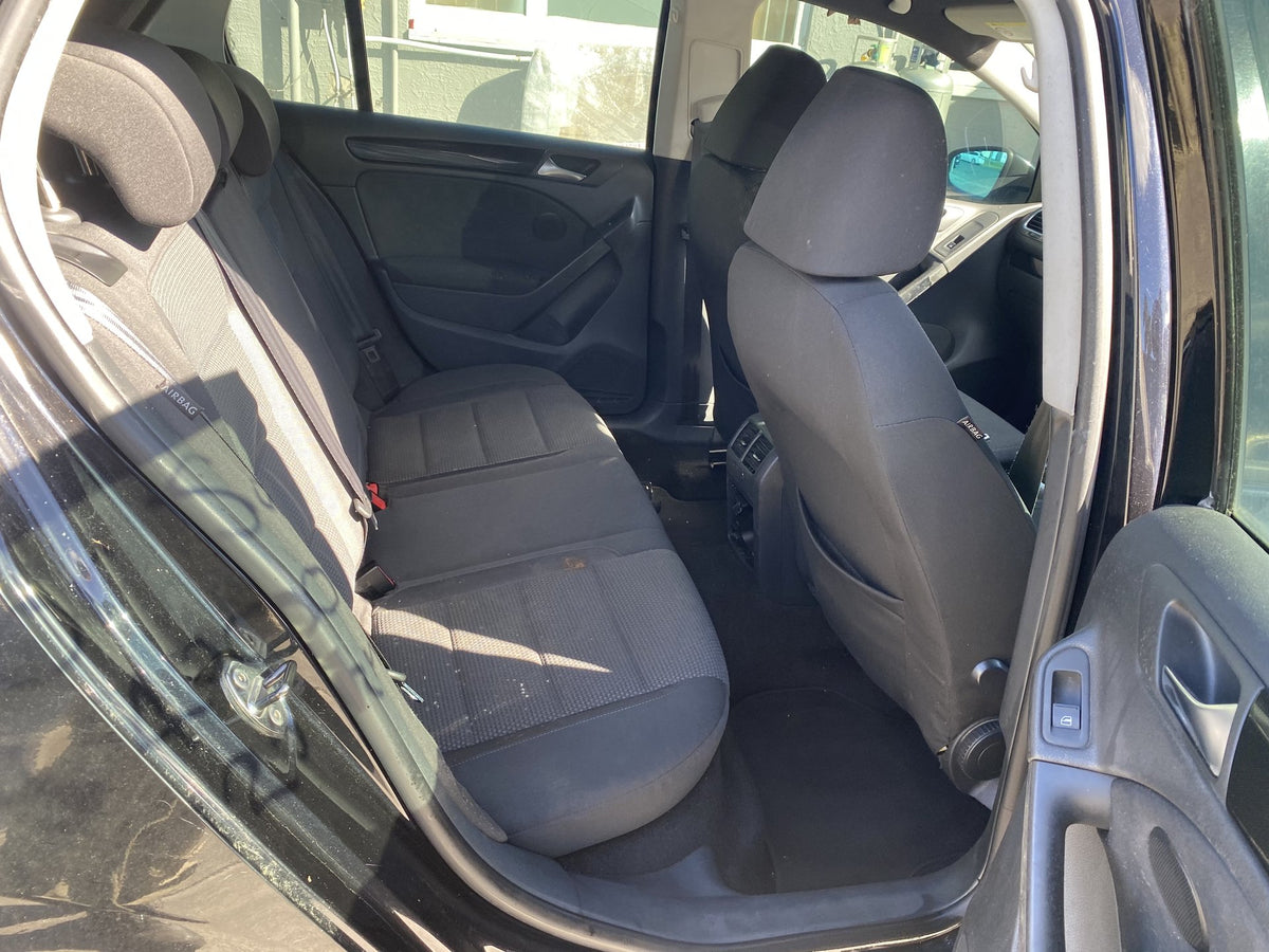 2009 Volkswagen Golf TSi WVWZZZ1KZ9P451017  Dismantling For Parts