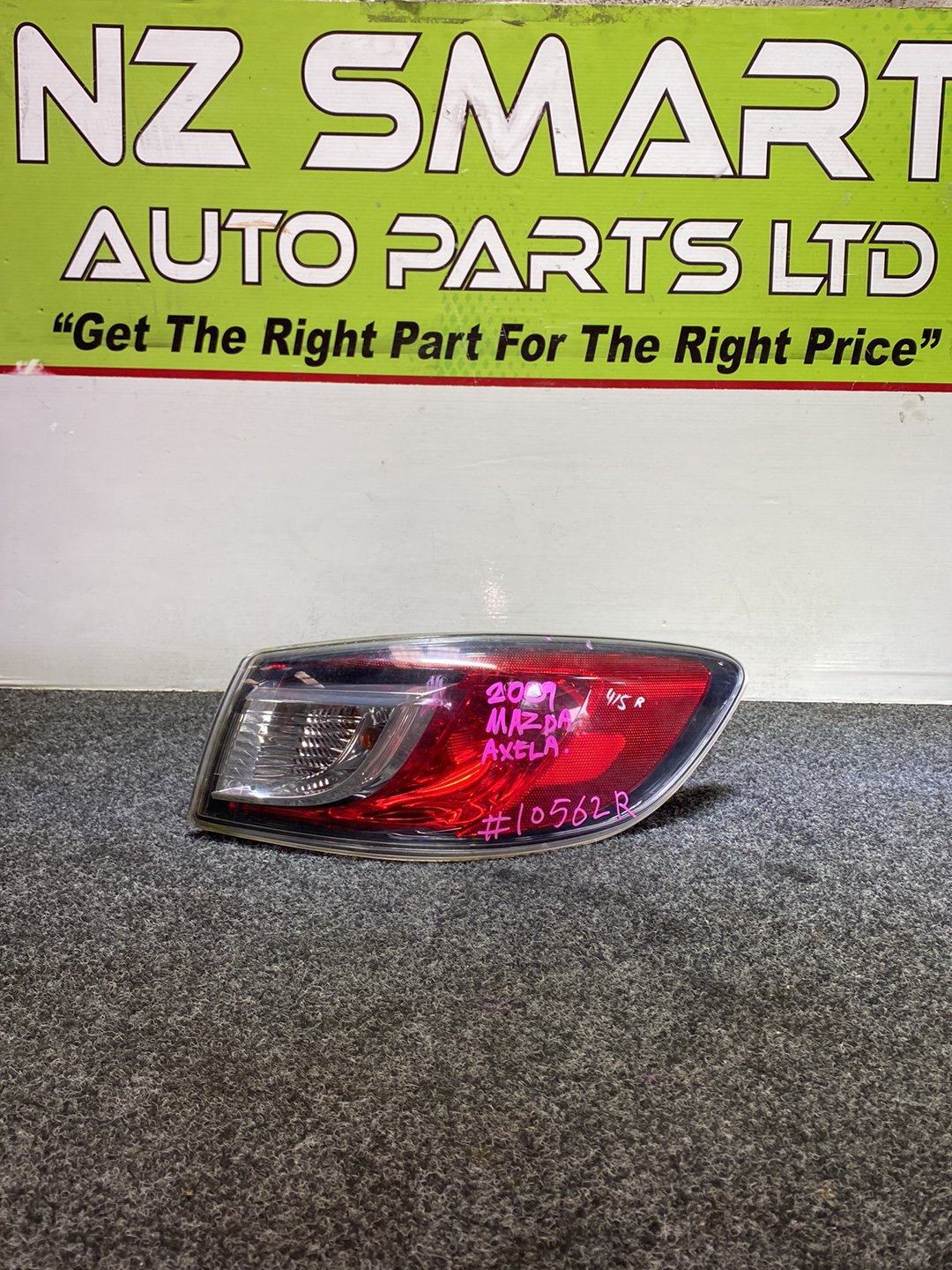 2009 Mazda Axela BL5FP - Right Taillight PN: p8524