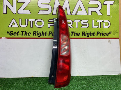 2002 Mitsubishi Colt - Right Taillight PN: P3144