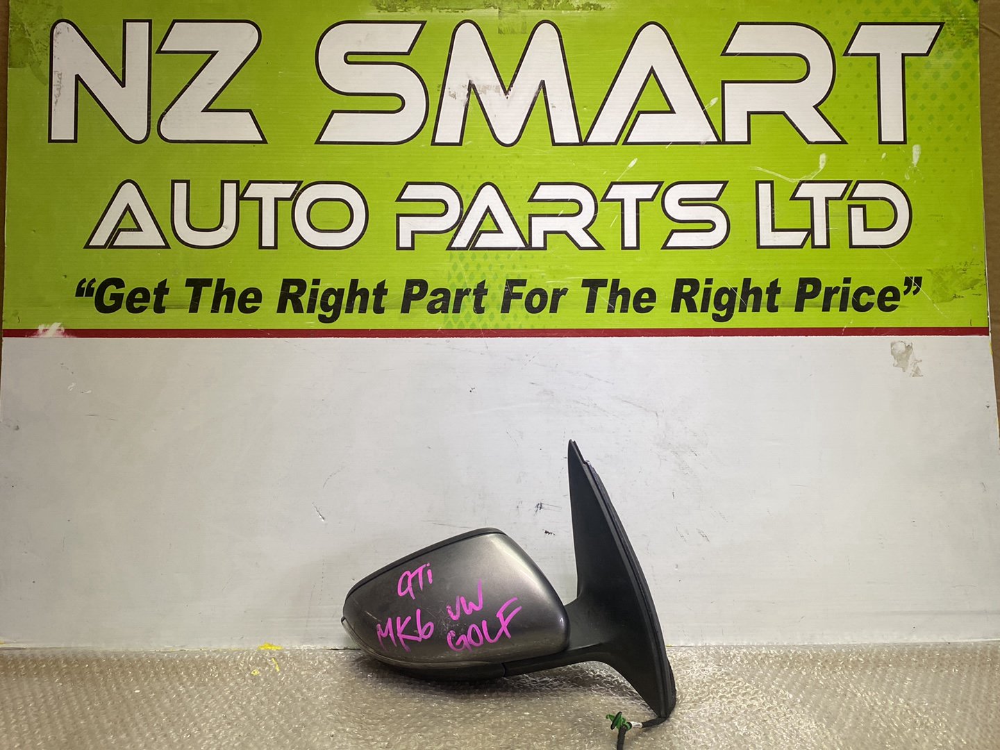 2011 Volkswagen Golf GTI- Right Door Mirror PN: 9 wires