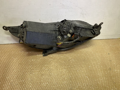 2006 Mitsubishi Colt - Left Headlight PN: 8301A665