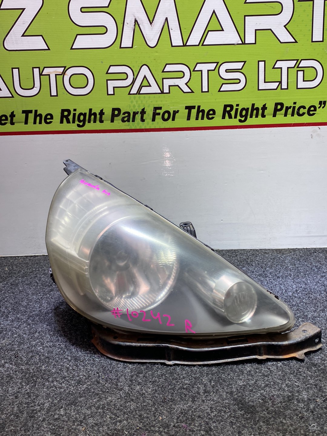 2005 Honda Fit - Right Headlight HID PN: p4945