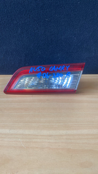 2014 Used Toyota Camry - Right Boot Light PN: 06-200