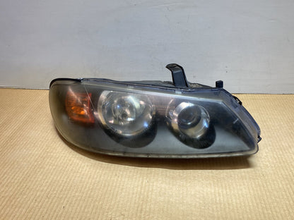 2005 Nissan Pulsar - Right Headlight PN: Koito 100-16390