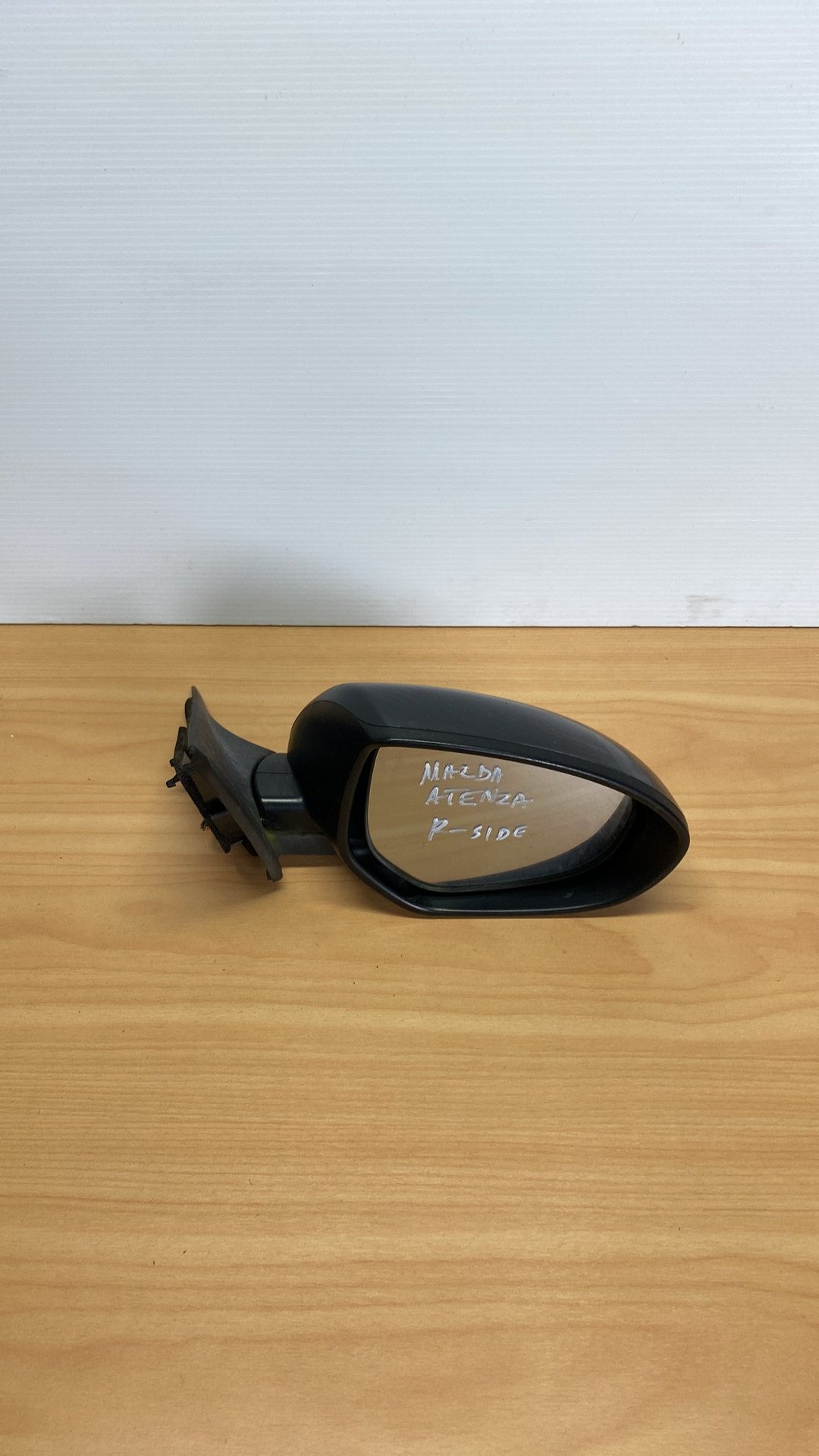 Mazda Atenza GY - Right Door Mirror