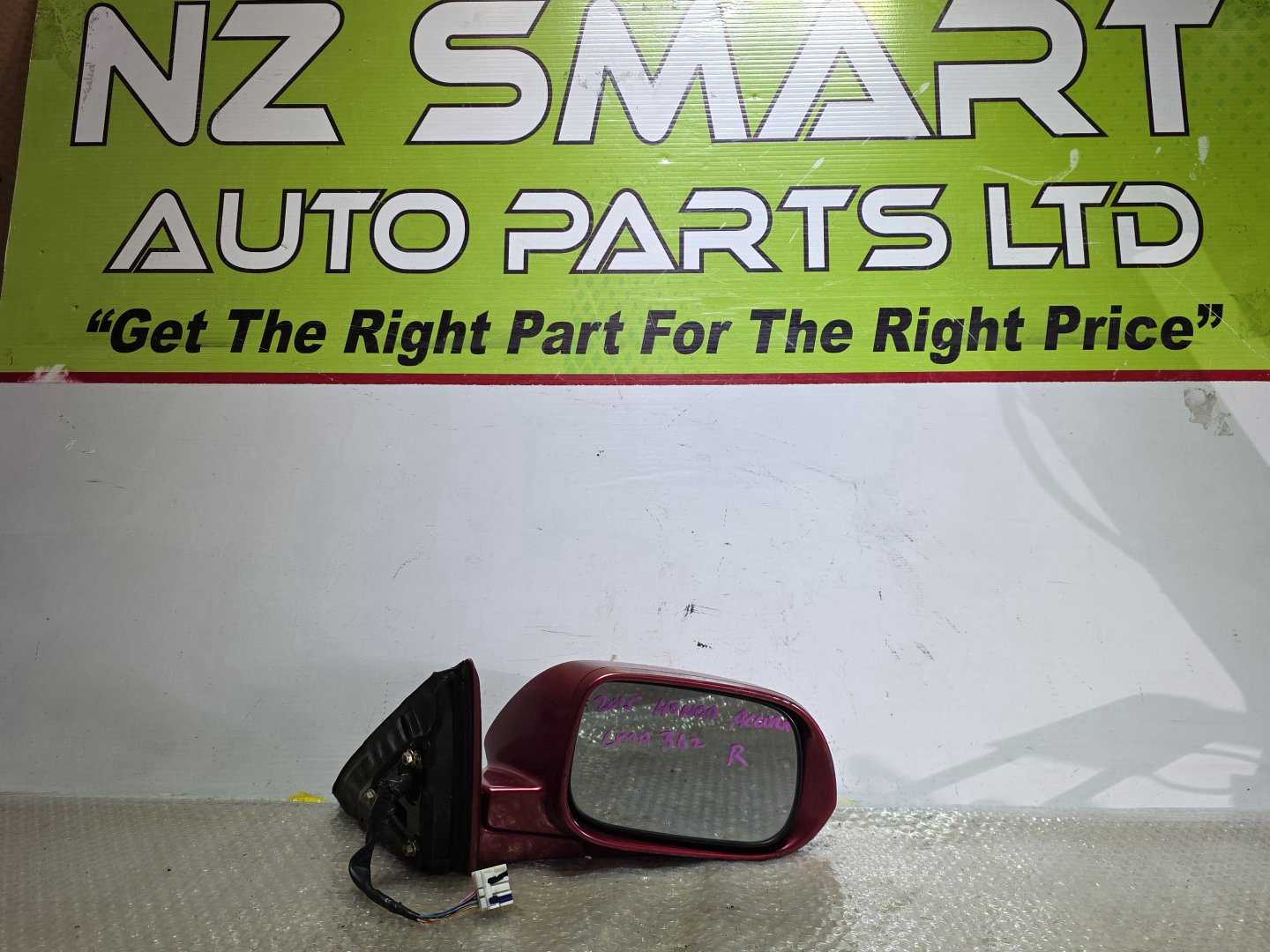 2005 Honda Accord- Right Door Mirror PN: 5 wires