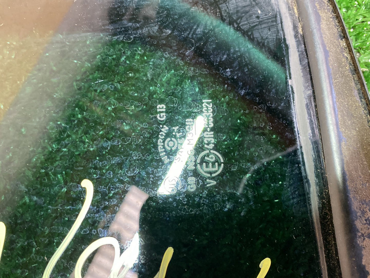 2013 Nissan Lafesta - Right Rear Quarter Door Glass PN: 82300HA00B Tint M308