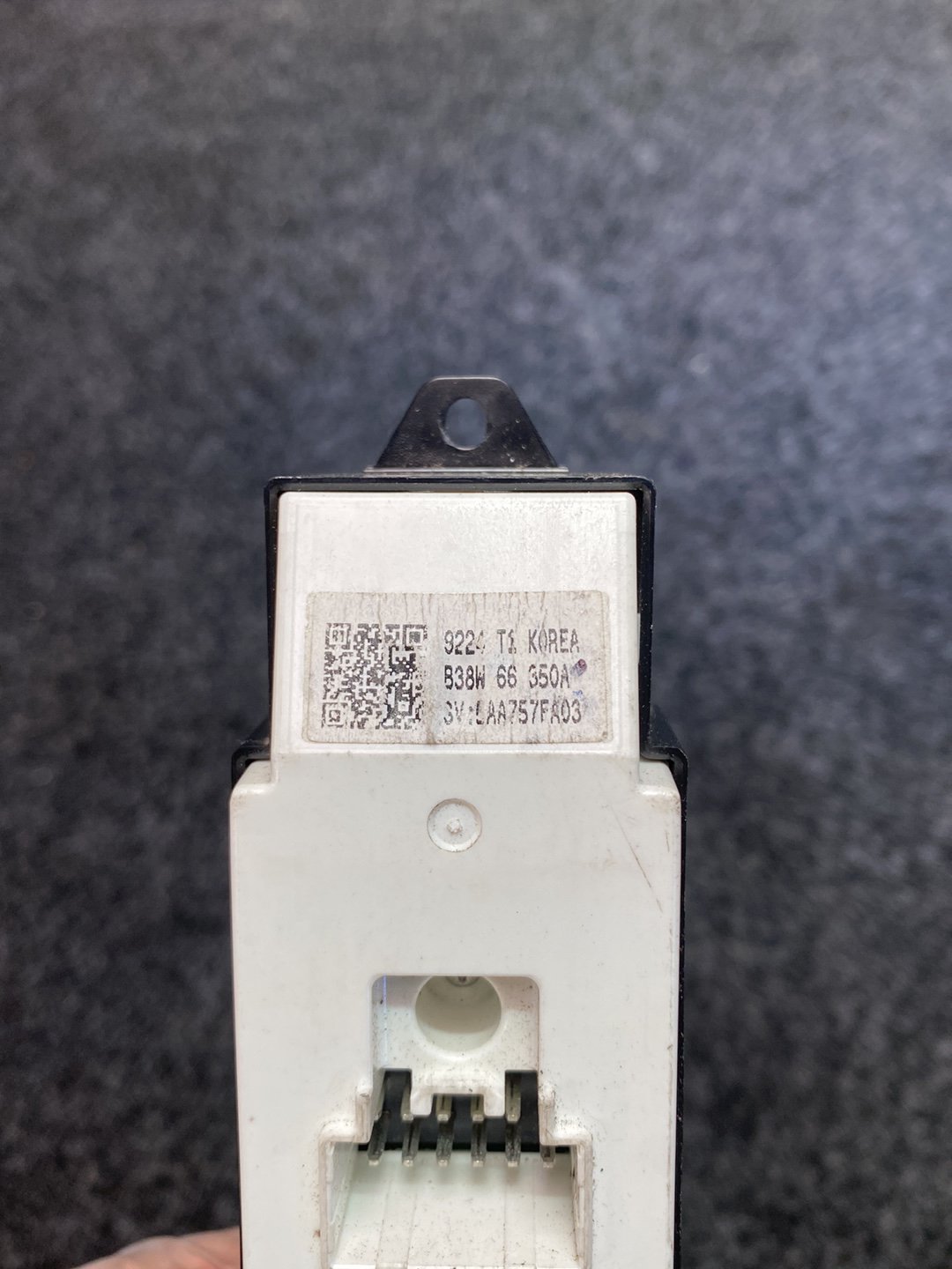 2010 Mazda Axela BL - Master Power Window Switch B38W66350A