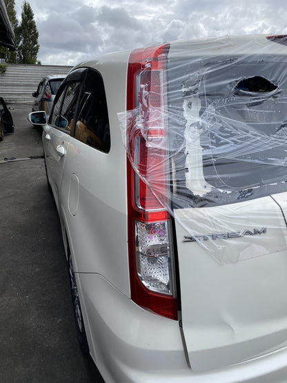 2010 Honda Stream RN6 Dismantling For Parts