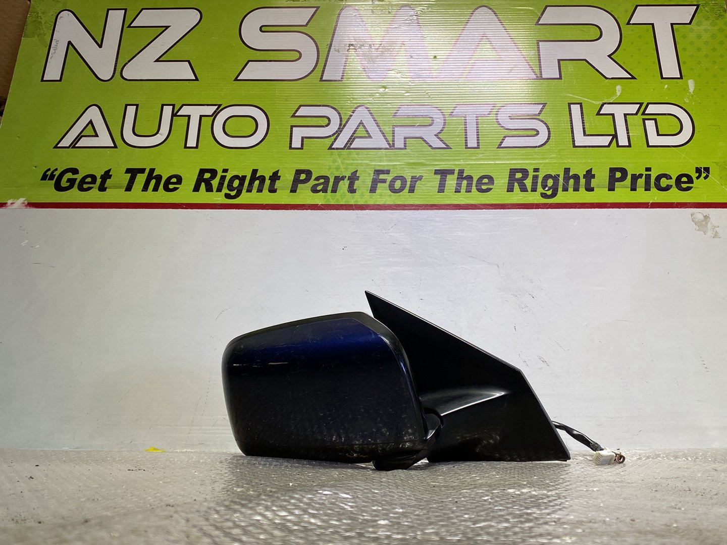 2005 Nissan Murano- Right Door Mirror PN: 7 wires
