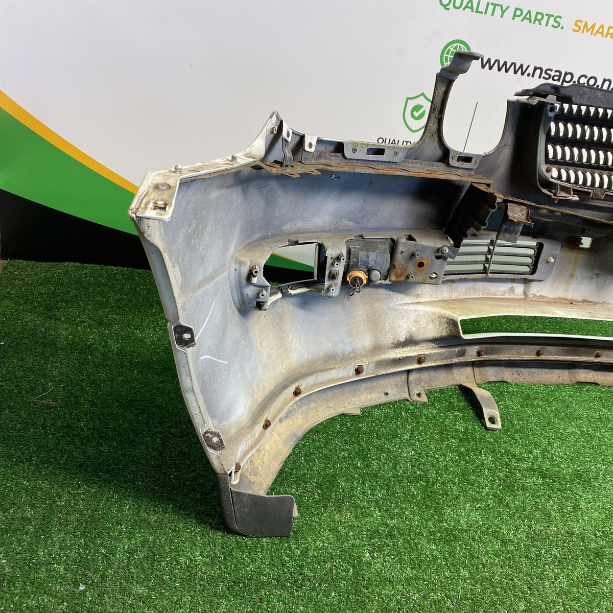2004 Mitsubishi Airtrek - Front Bumper PN: MR630922