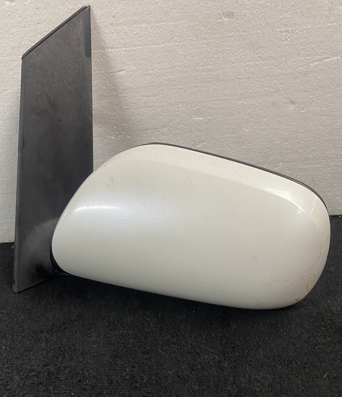 2007 Used Toyota Wish- Left Door Mirror PN: 7 wire