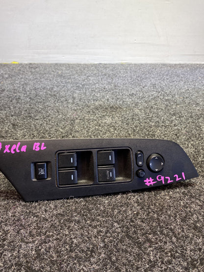 2010 Mazda Axela - Master Power Window Switch B38W66350A