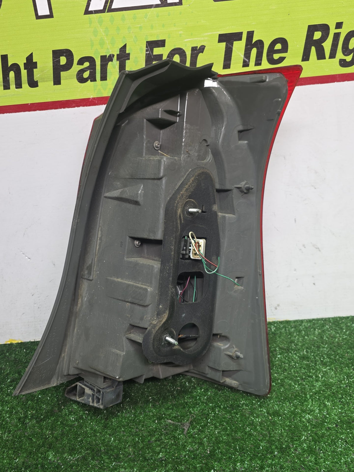 2008 Used Toyota Wish - Left Taillight PN: ICHIKOH 68-3