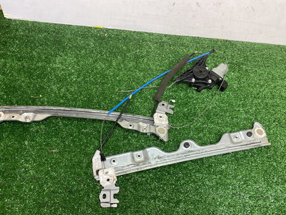 2011 Nissan Fuga - Right Front Window Regulator/Motor PN: 80730-1MA0A