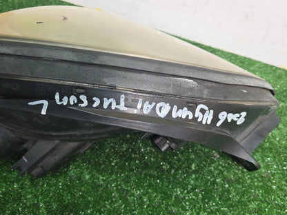 2006 Hyundai Tucson - Left Headlight PN: 92101-2EXXX