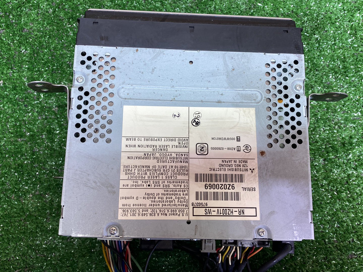2010 Mitsubishi Outlander - Stereo Head Unit PN: See photos